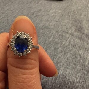 Elegant Replica Princess Kate Ring